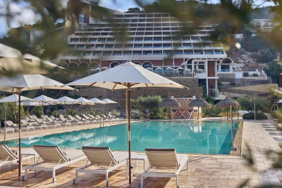The Club Cala San Miguel Hotel, Curio Collection by Hilton