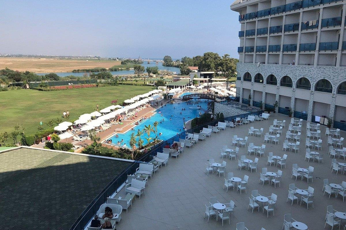 Water Side Resort and Spa