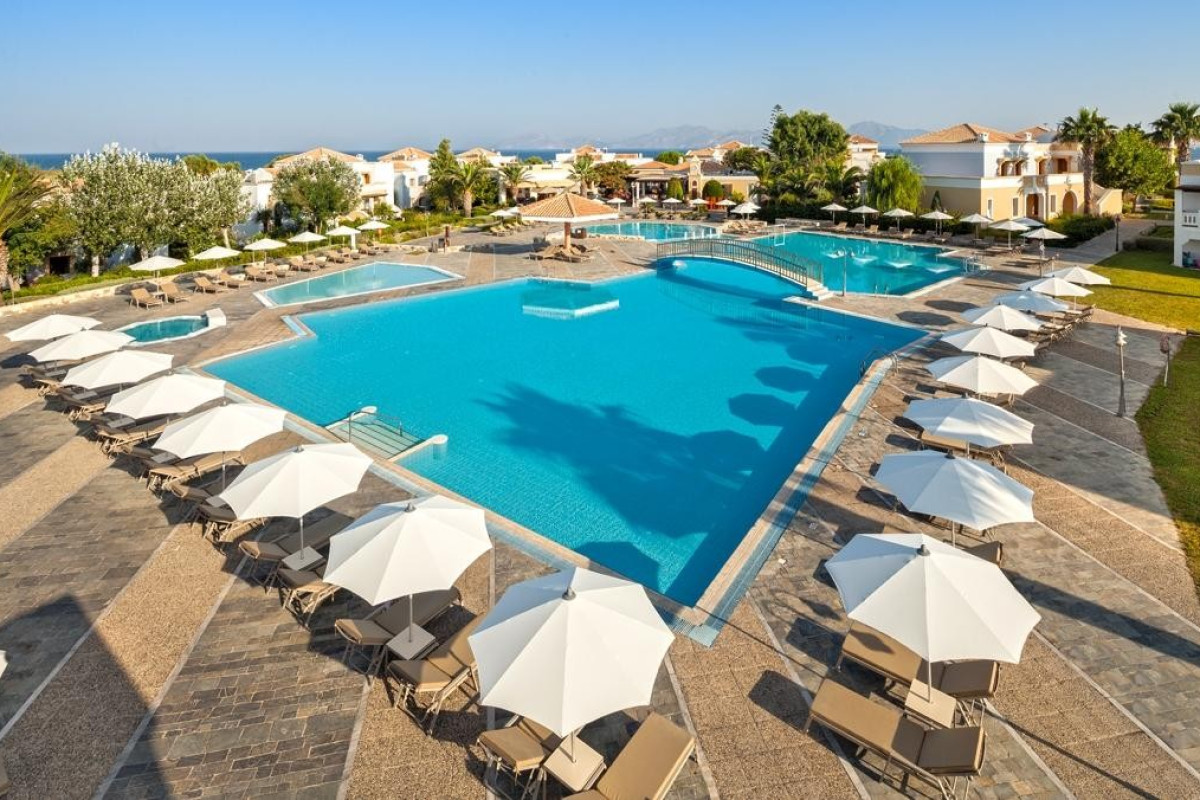 Neptune Luxury Resort