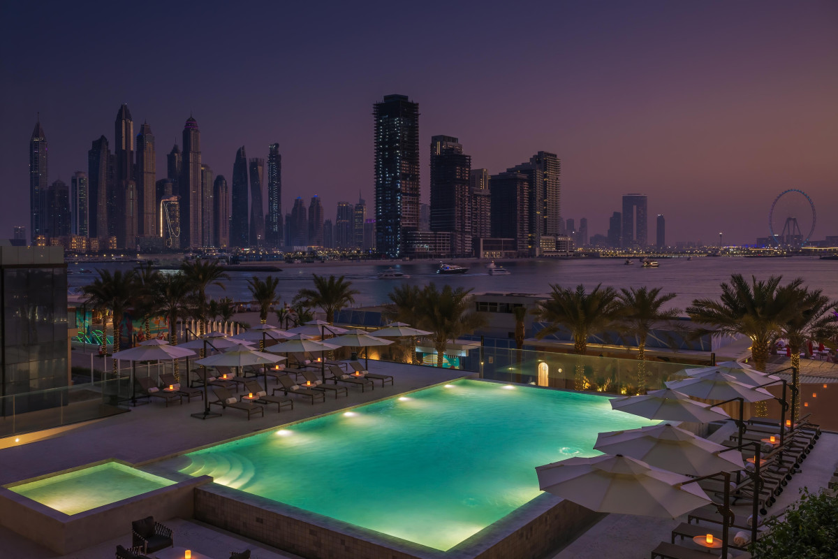 Radisson Beach Resort Palm Jumeirah