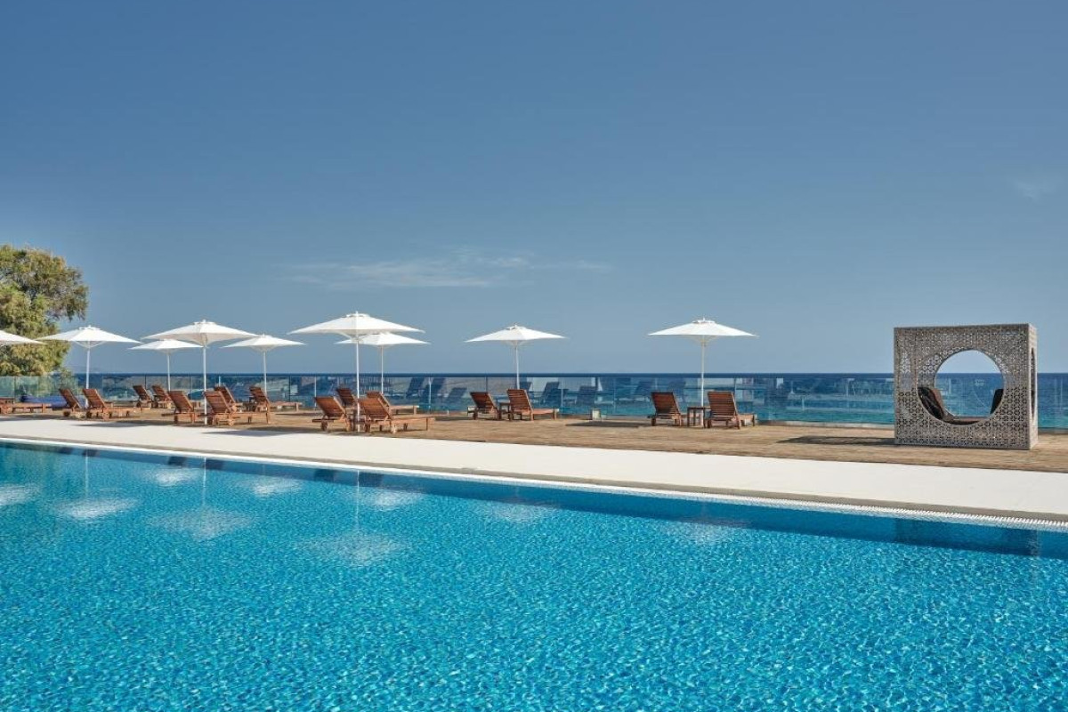 CAVO ORIENT BEACH HOTEL