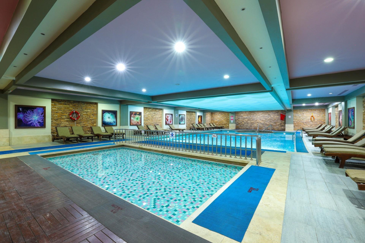 Diamond Excellence Resort & Spa