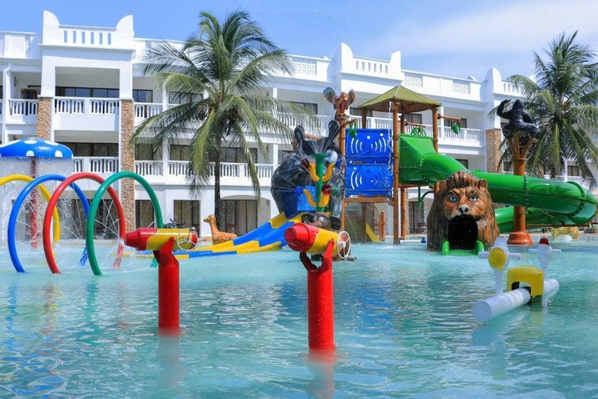 Prideinn Paradise Beach Resort