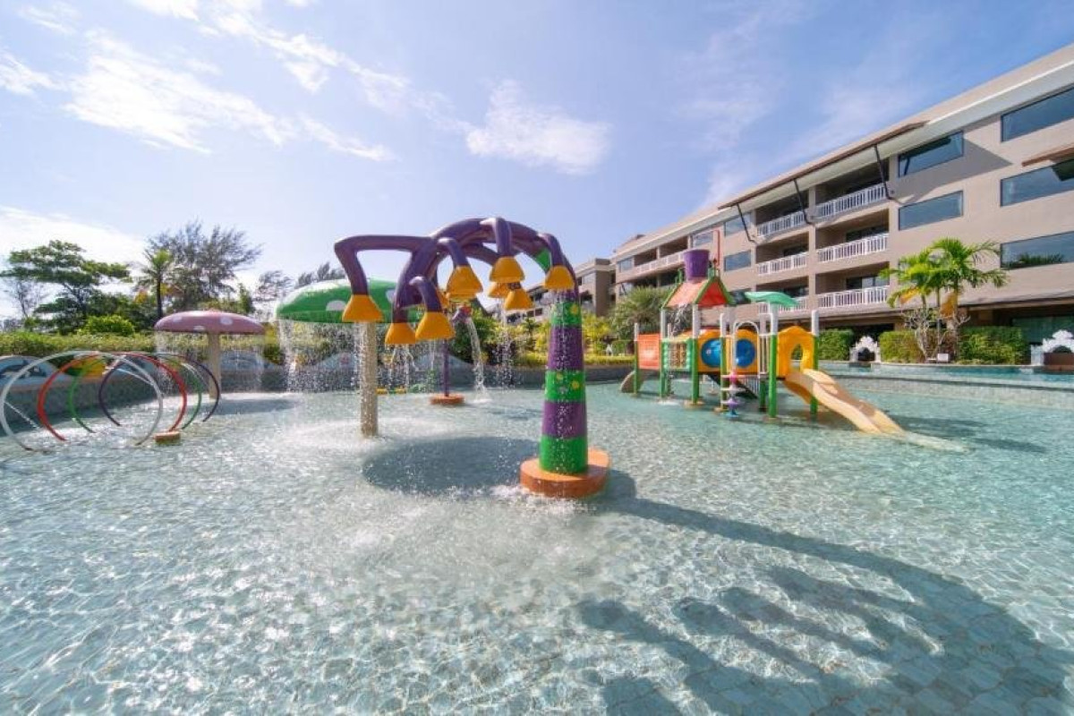 Maikhao Palm Beach Resort