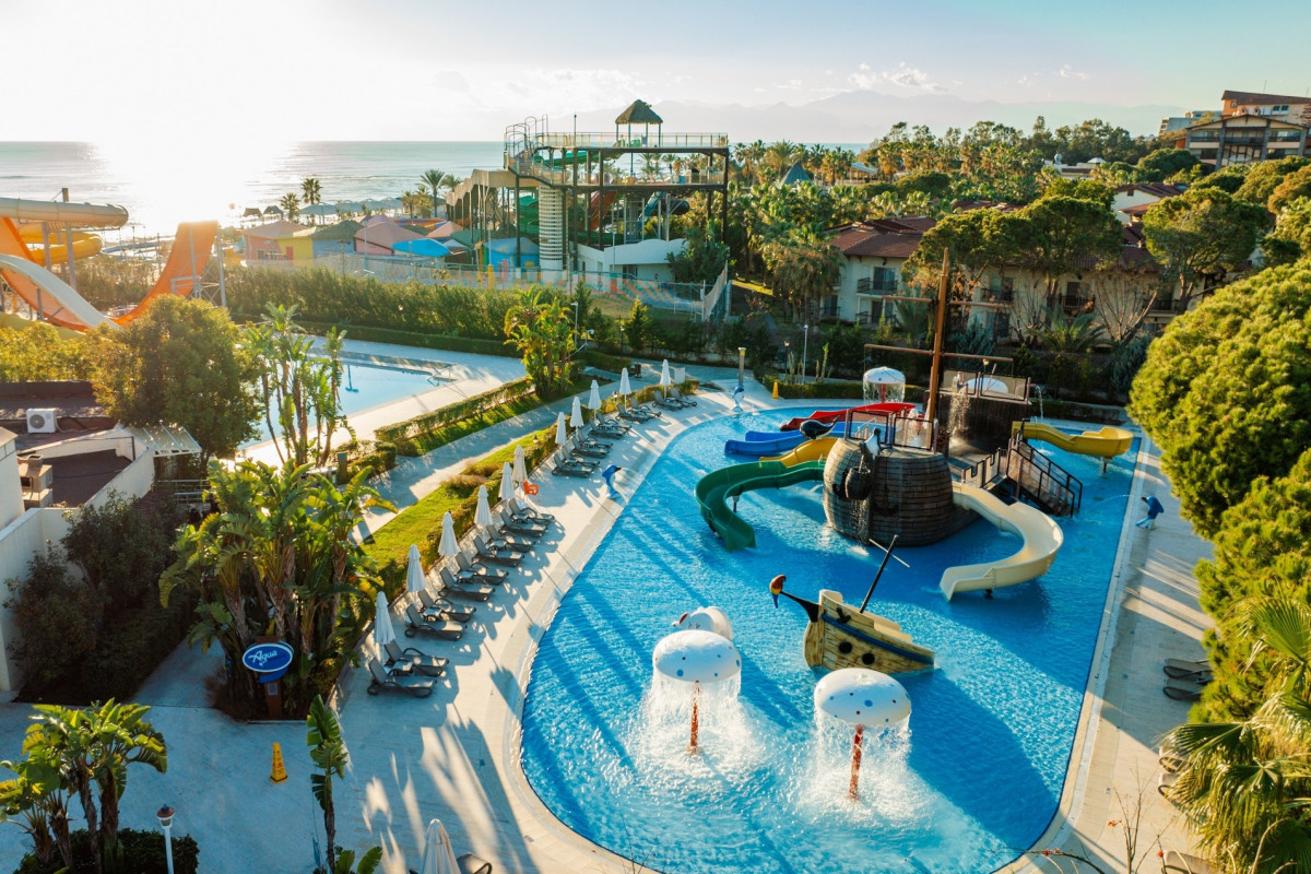 Bellis Deluxe Hotel