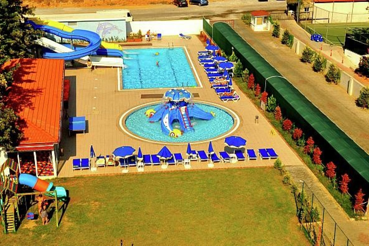 Blue Fish Hotel