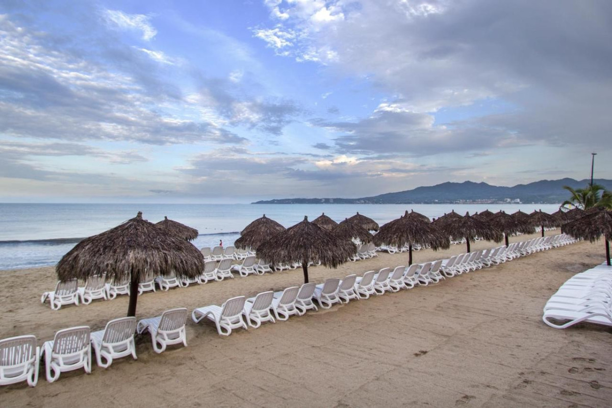 Royal Decameron Complex
