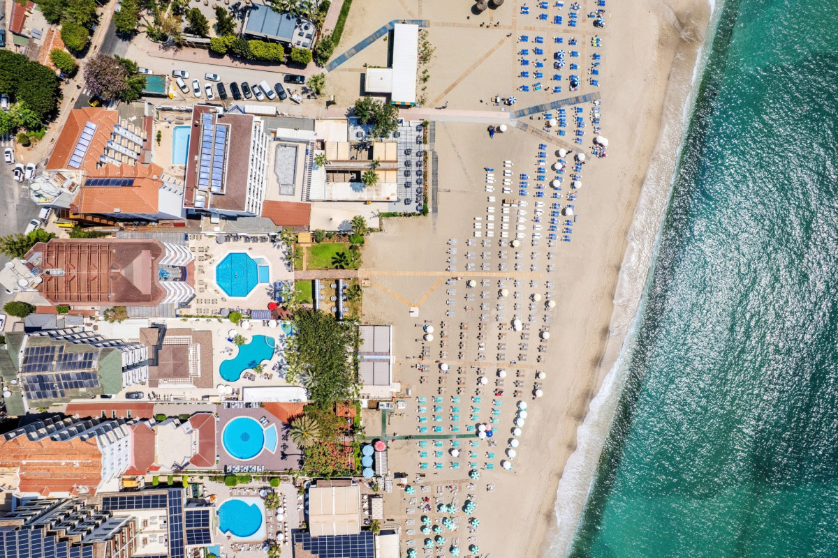 Elysee Beach Hotel