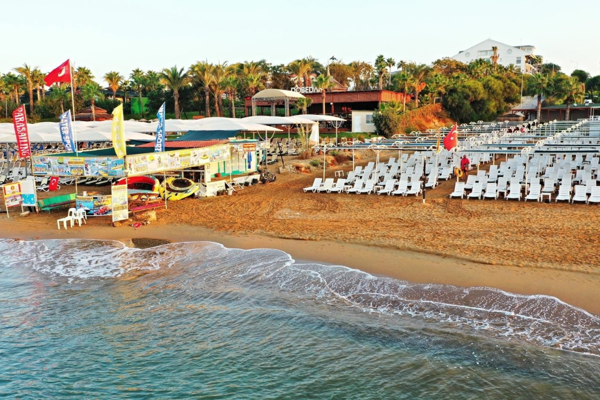 Side Aluna Hotel