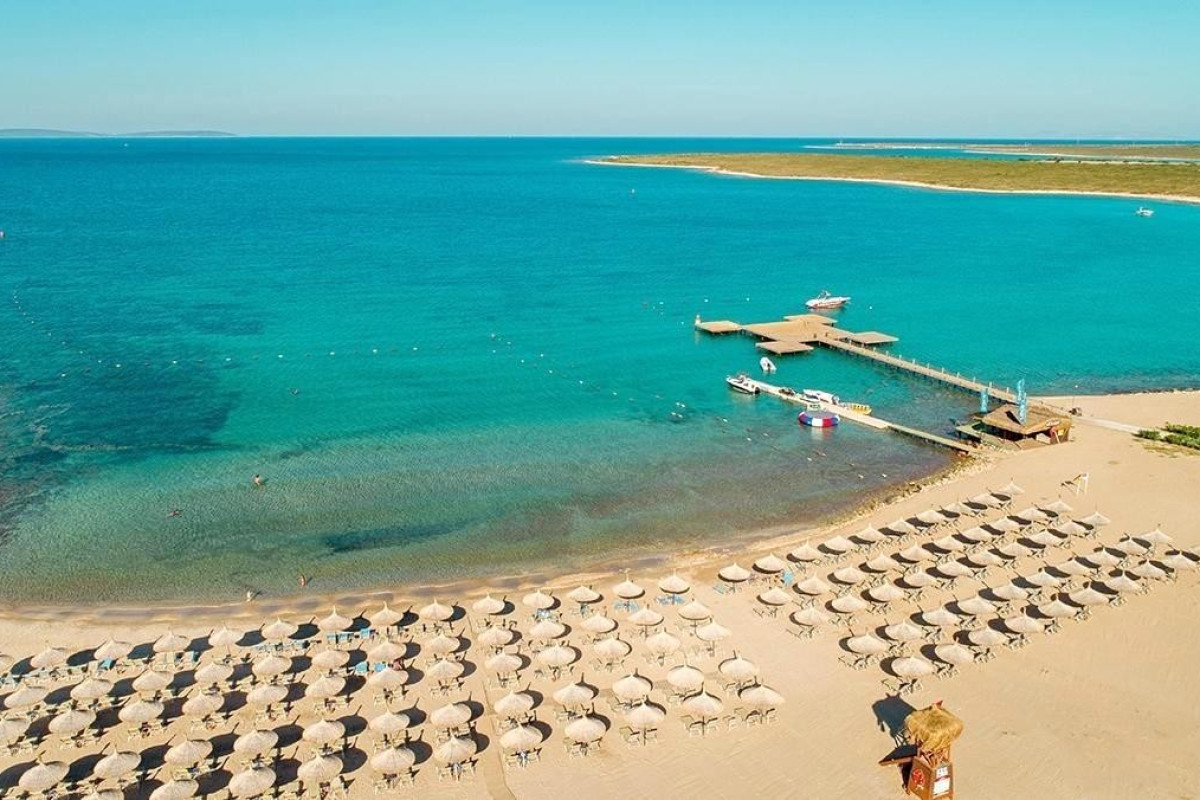 Aquasis Deluxe Resort Spa