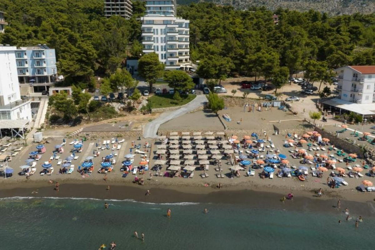 Great White Hotel