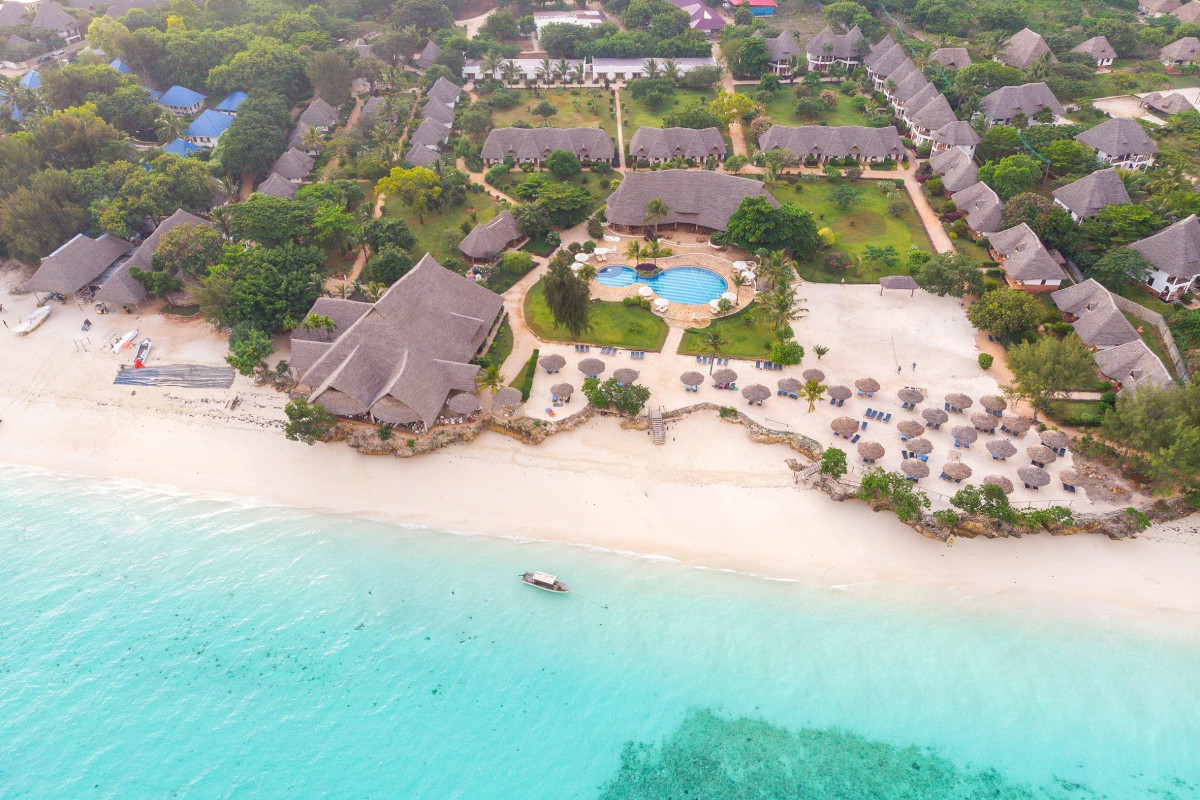 Sandies Baobab Beach