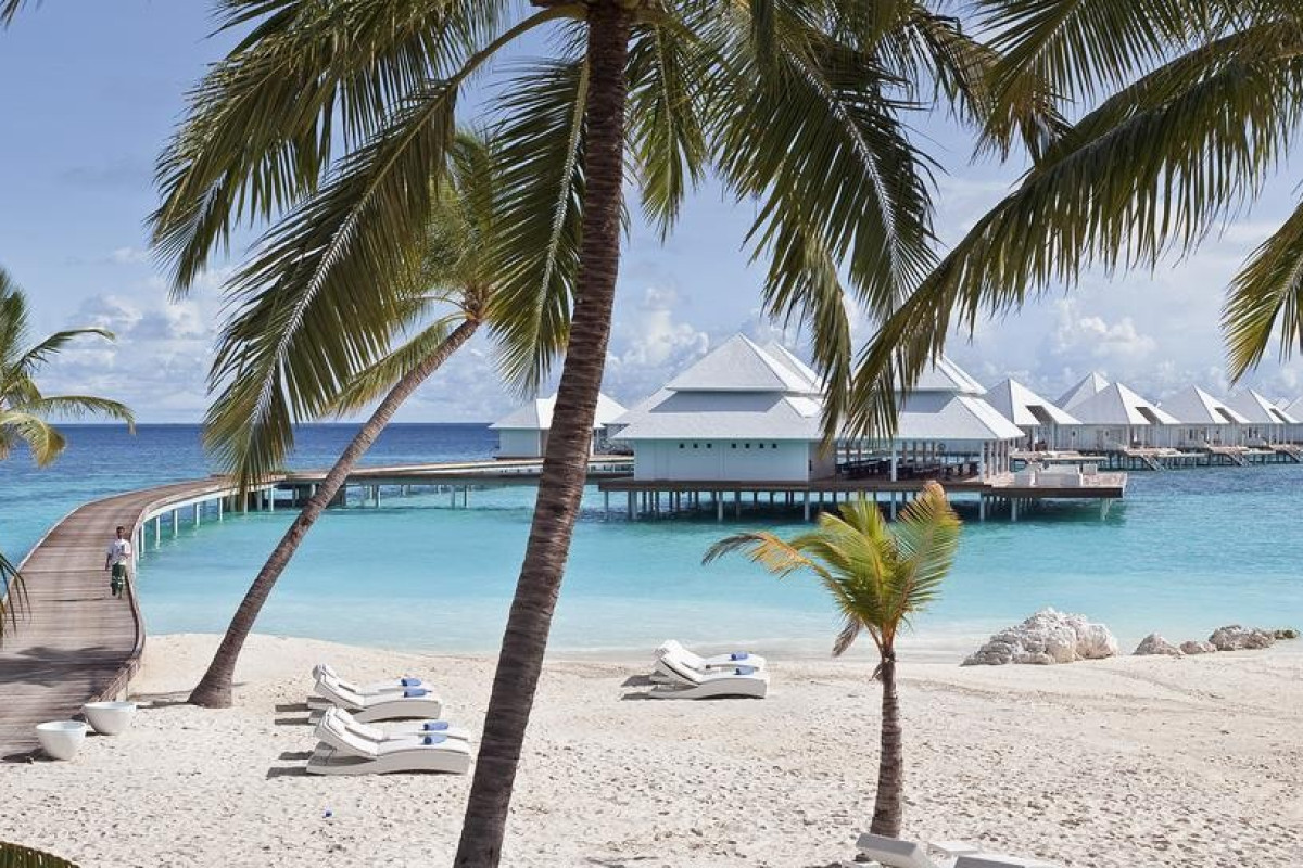 Diamonds Thudufushi