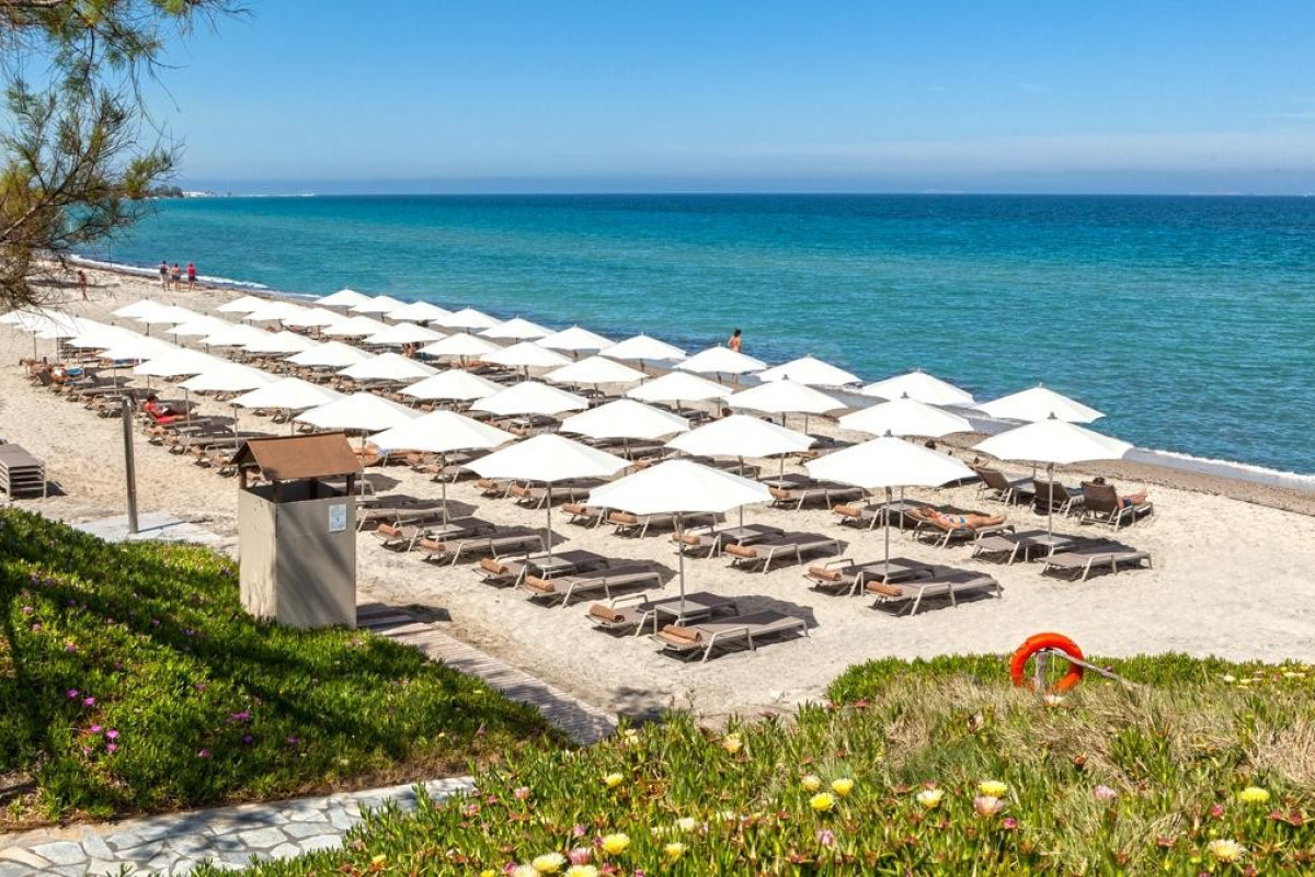 Neptune Luxury Resort