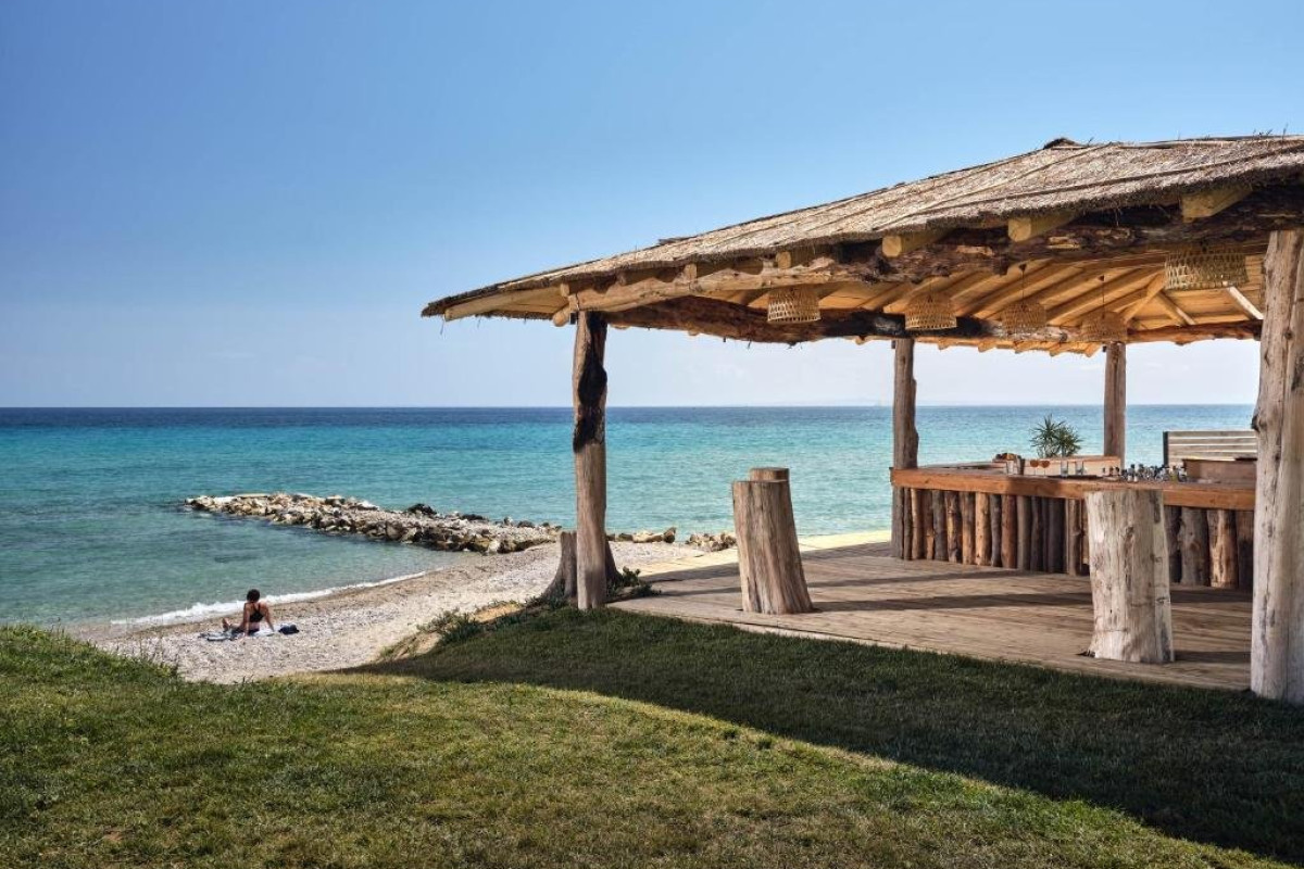 CAVO ORIENT BEACH HOTEL