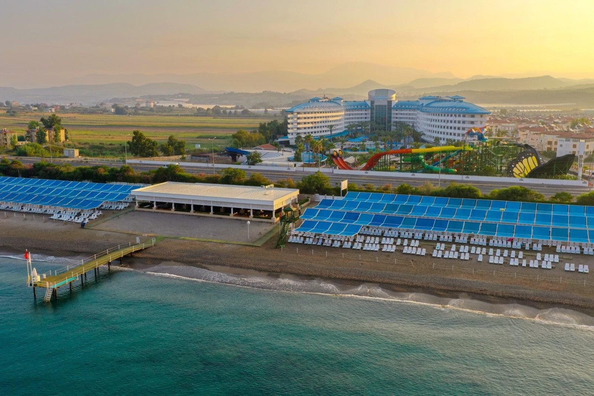 Crystal Admiral Resort Suits and Spa