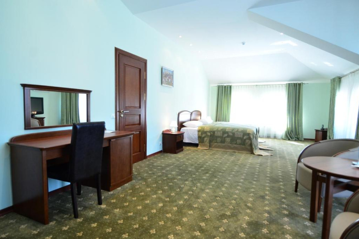 Platinum Hotel