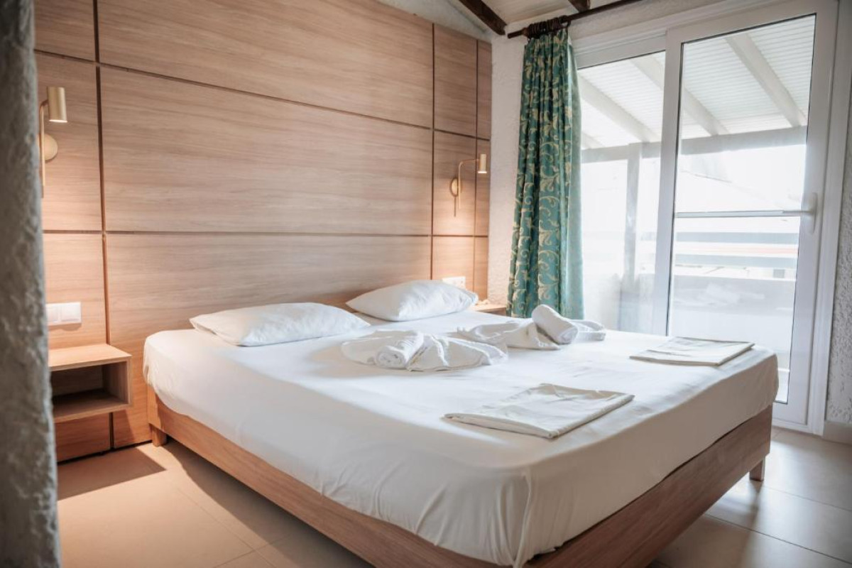 Hotel Platon Beach