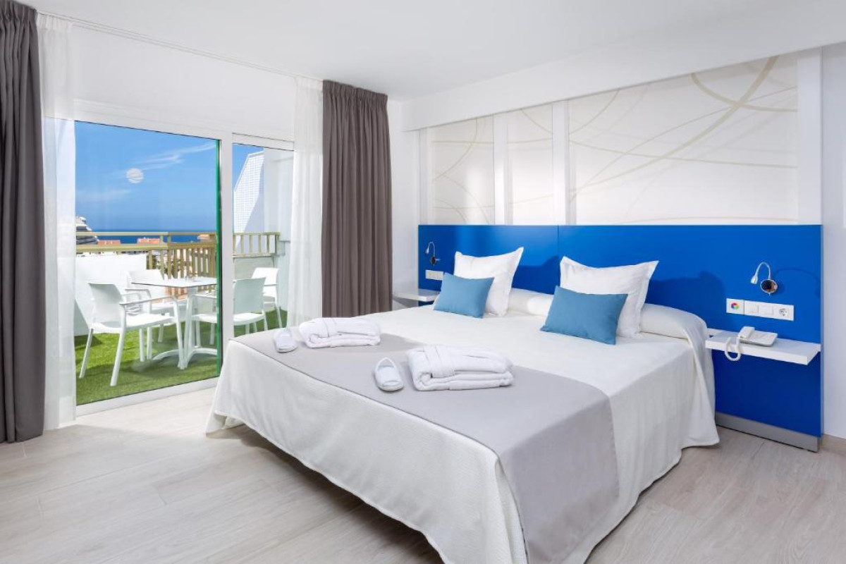 PLAYA OLID SUITES  APARTMENTS