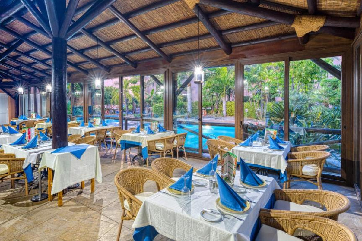 Hotel Playacalida Spa