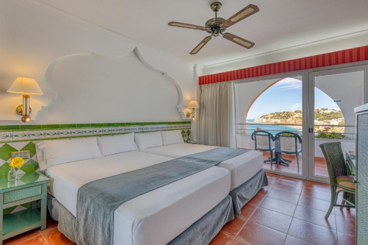 Hotel Playacalida Spa