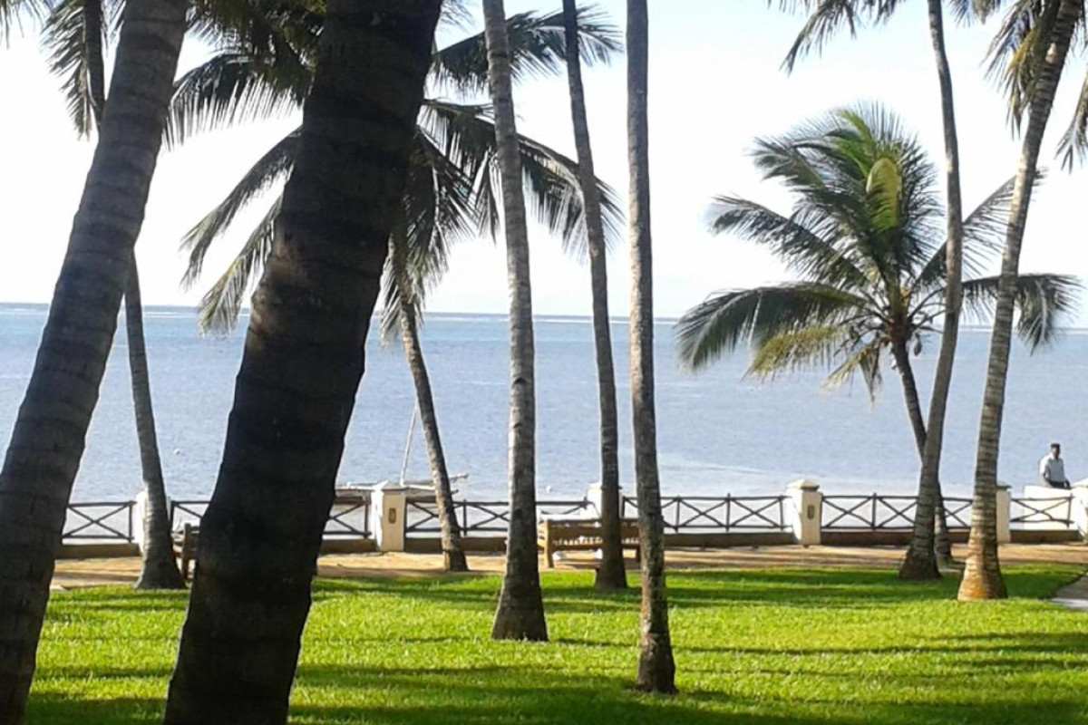 Plaza Beach Hotel