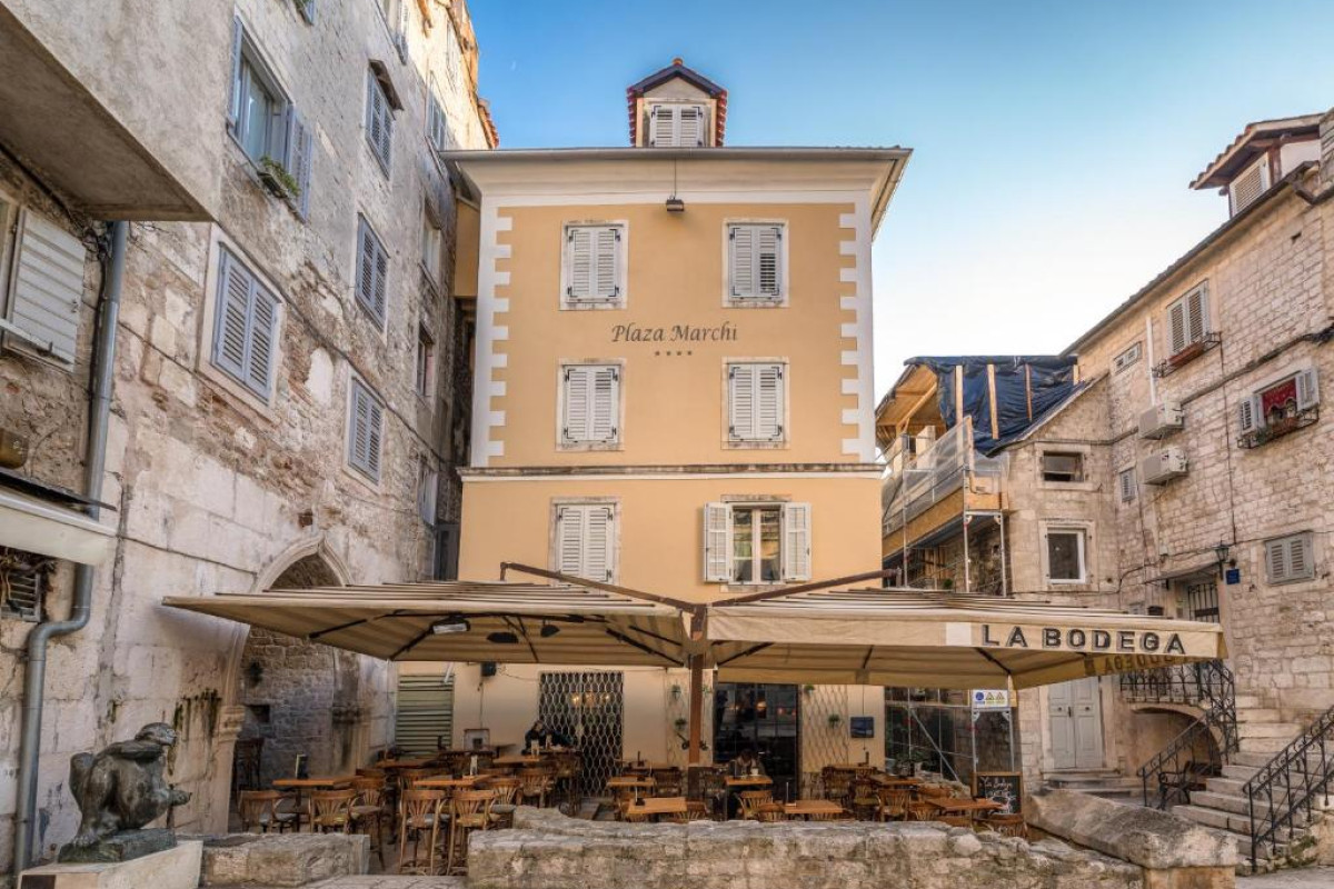 Plaza Marchi Old Town - MAG Quaint & Elegant Boutique Hotels