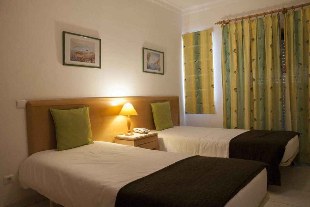 Plaza Real Aparthotel