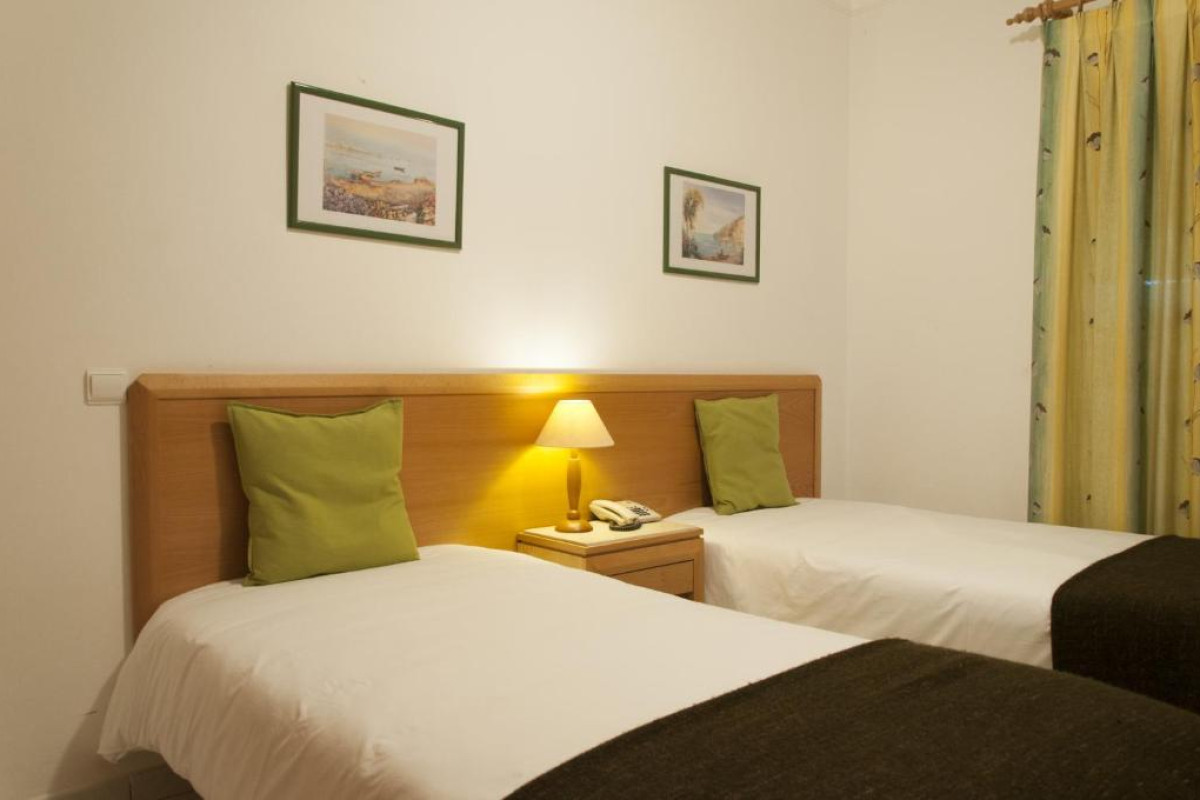 Plaza Real Aparthotel