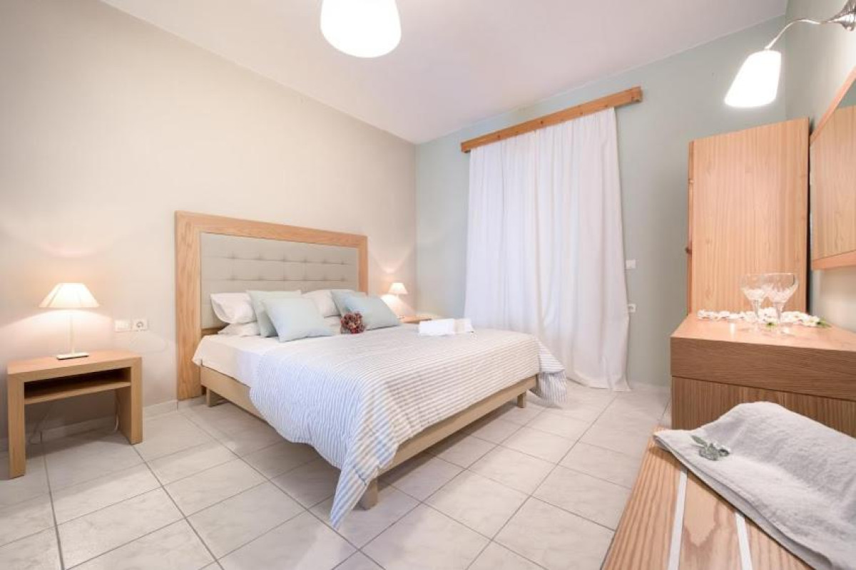PLESSAS PALACE HOTEL
