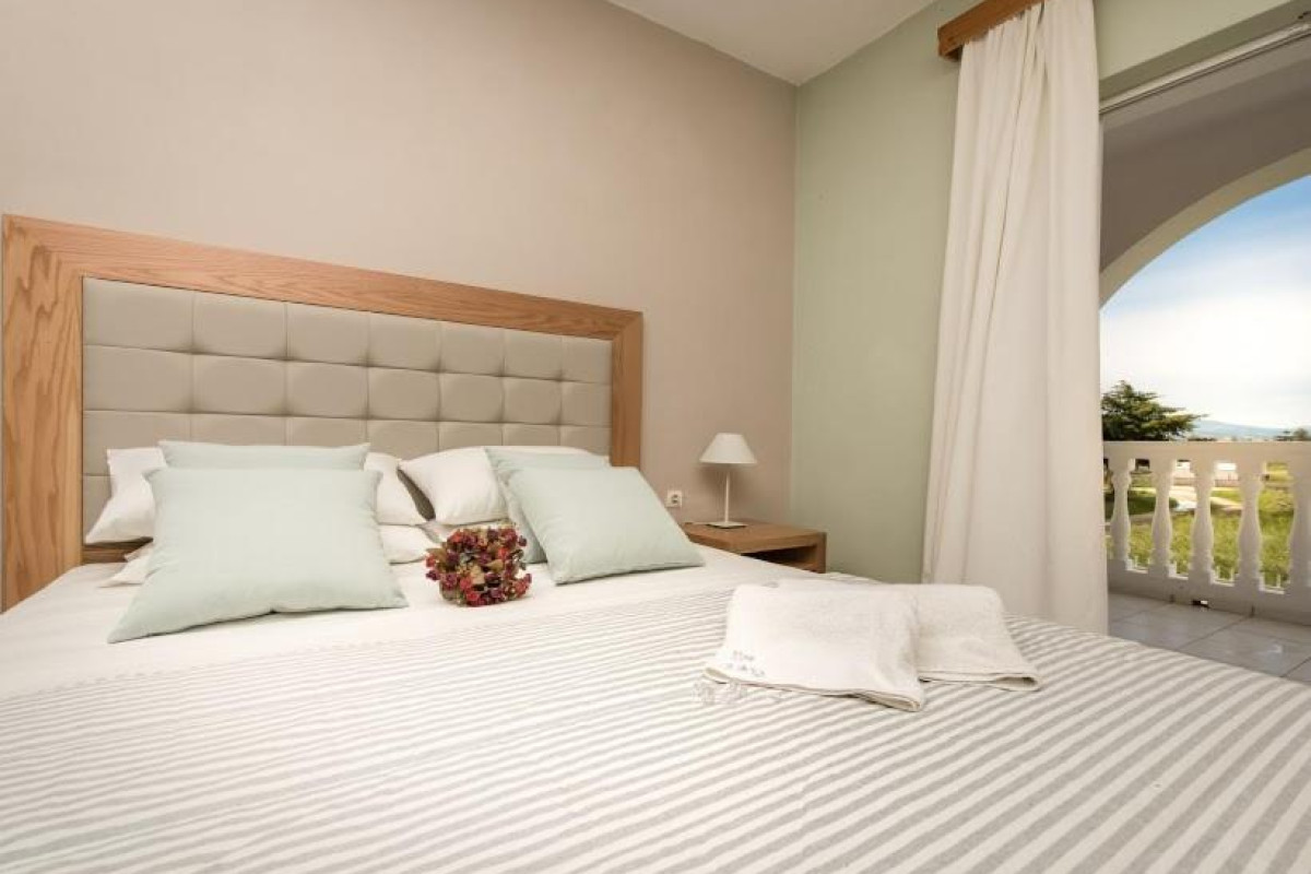 PLESSAS PALACE HOTEL