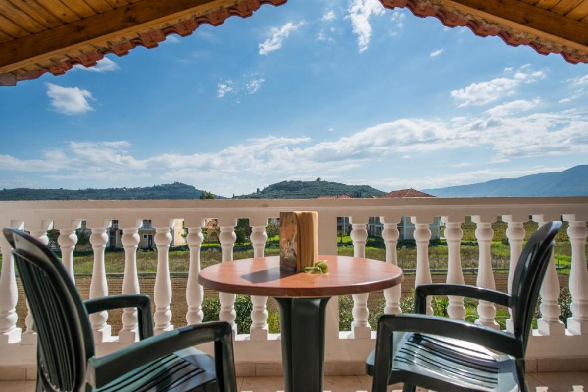 PLESSAS PALACE HOTEL