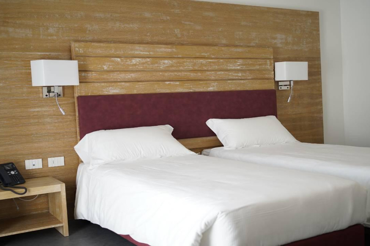 Pm Hotel