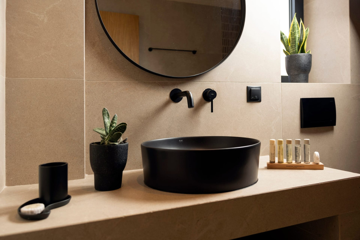 Pnoes Luxury Suites