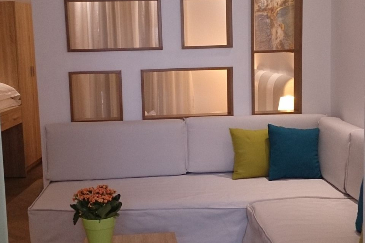 POLIS OF NAXOS BOUTIQUE