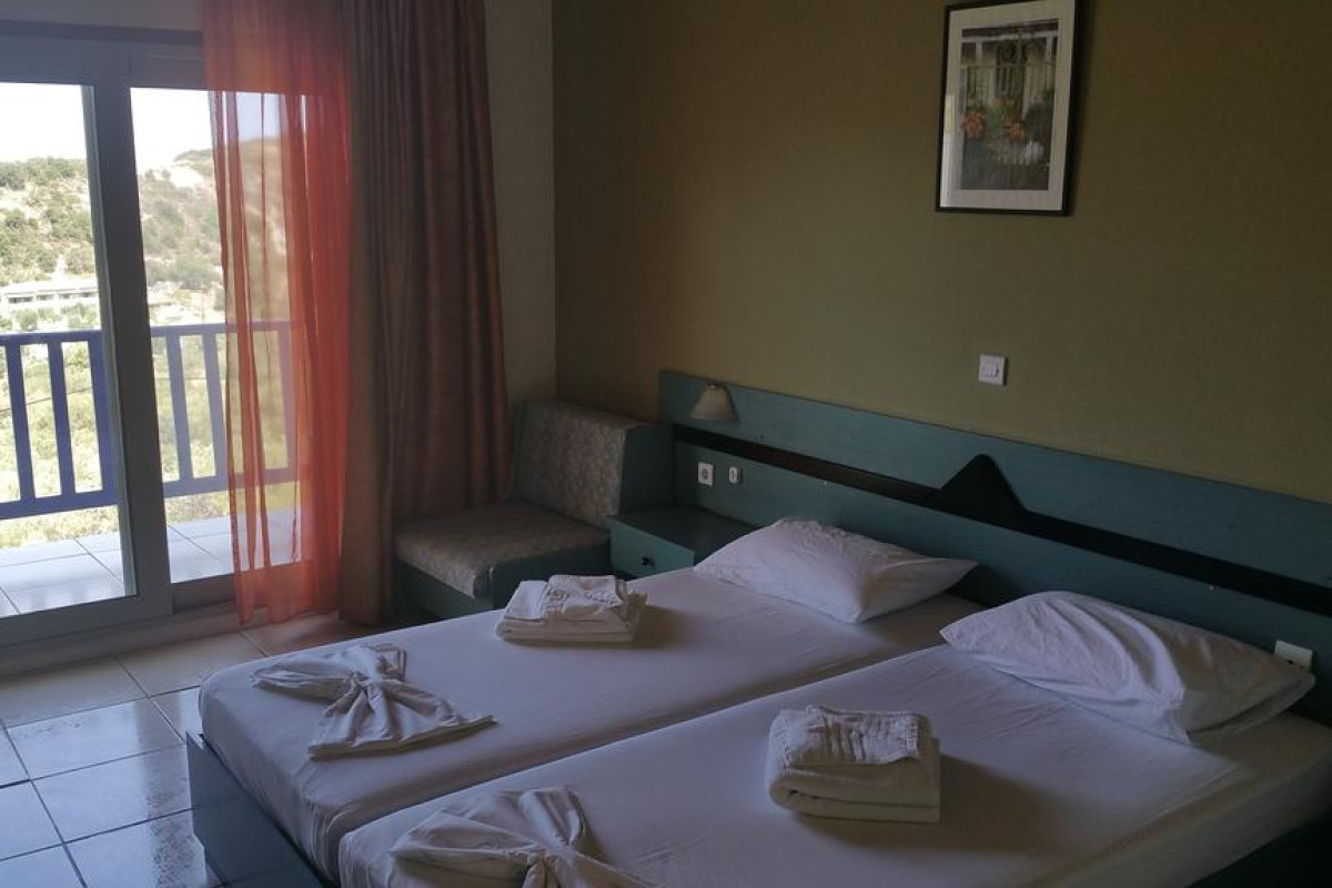 Politia Hotel