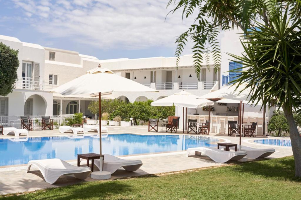 Polos Hotel Paros