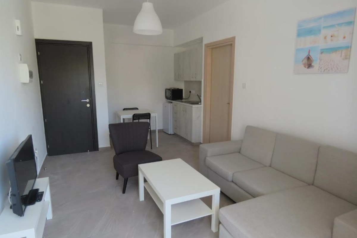 POLYXENI HOTEL APARTMENTS