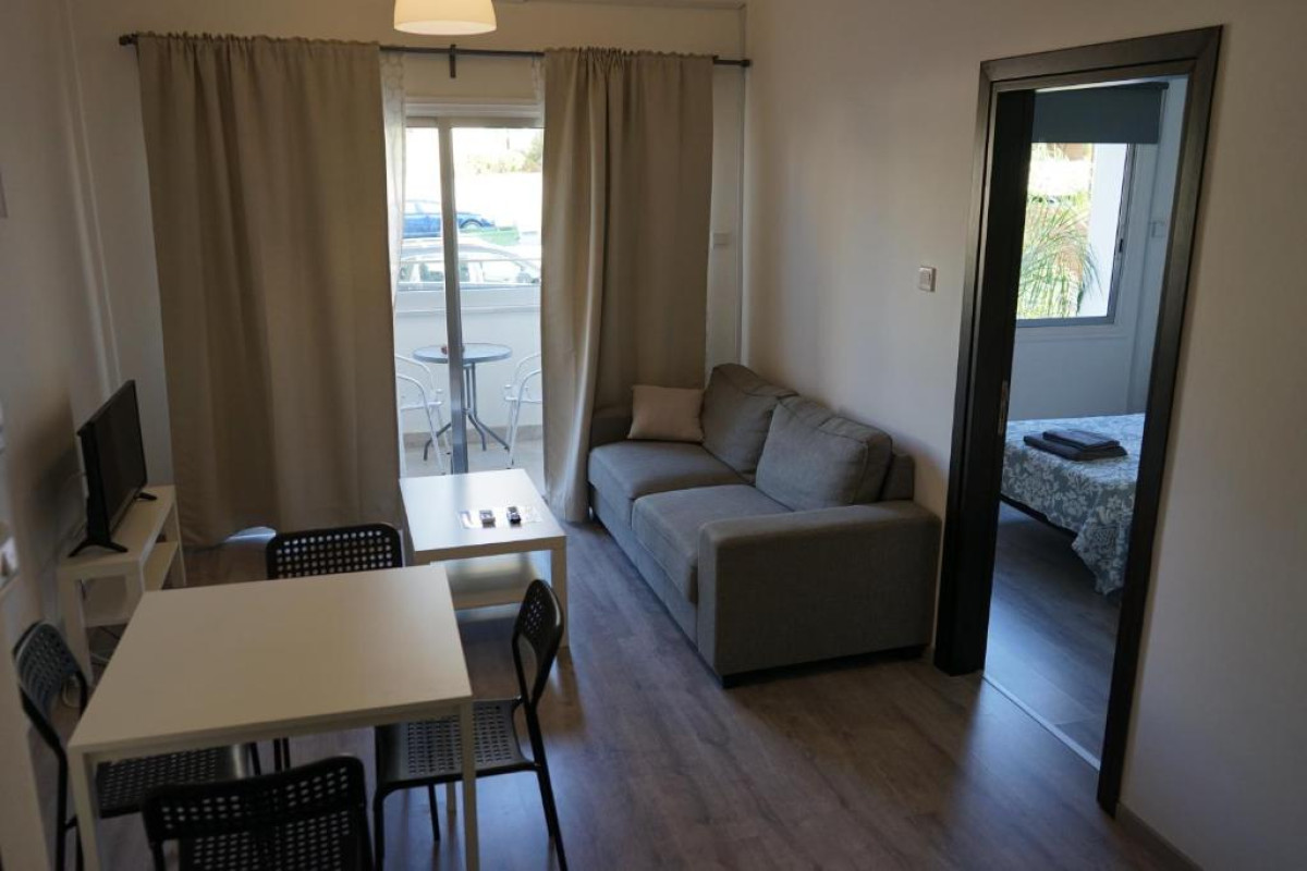 POLYXENI HOTEL APARTMENTS