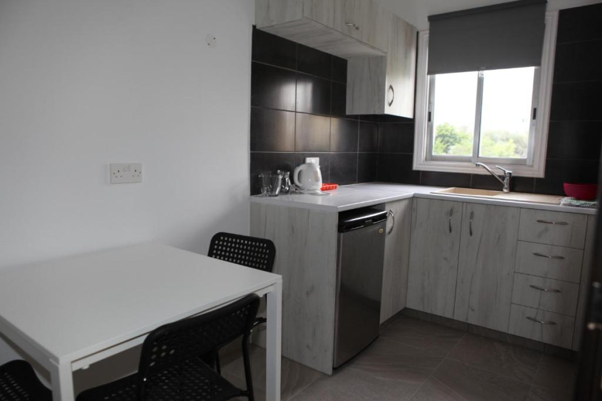 POLYXENI HOTEL APARTMENTS