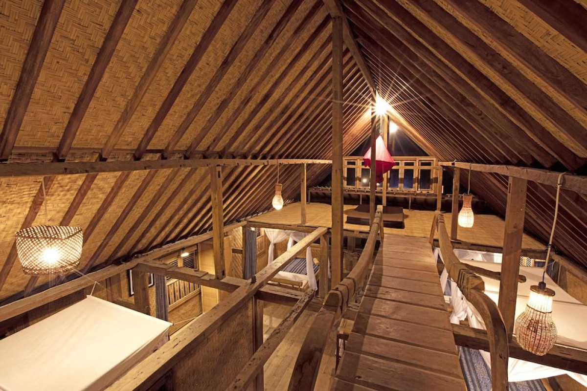 Pondok Pitaya Hotel, Surfing & Yoga