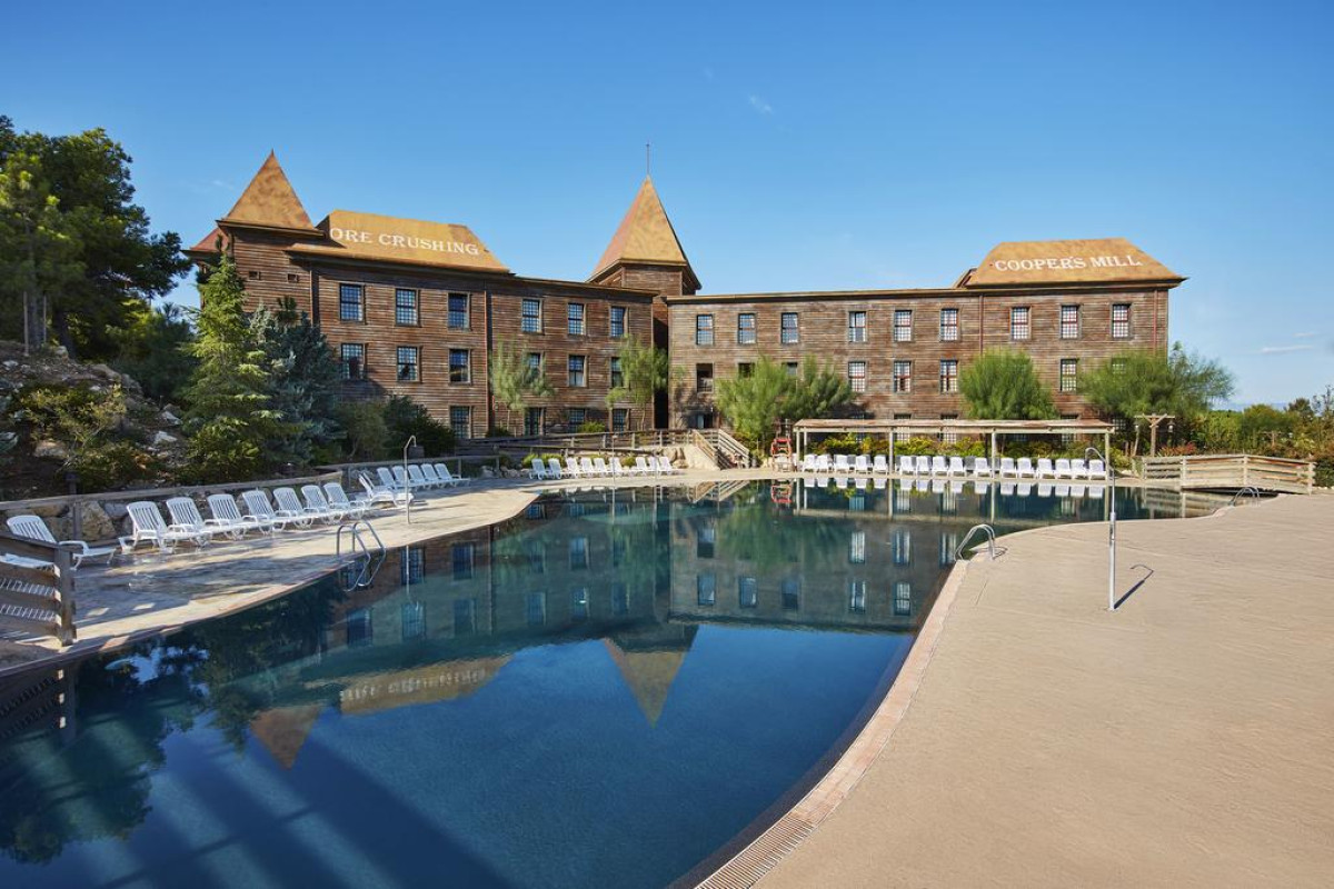 PORTAVENTURA HOTEL GOLD RIVER