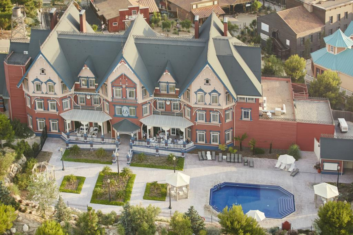 PortAventura Lucy's Mansion