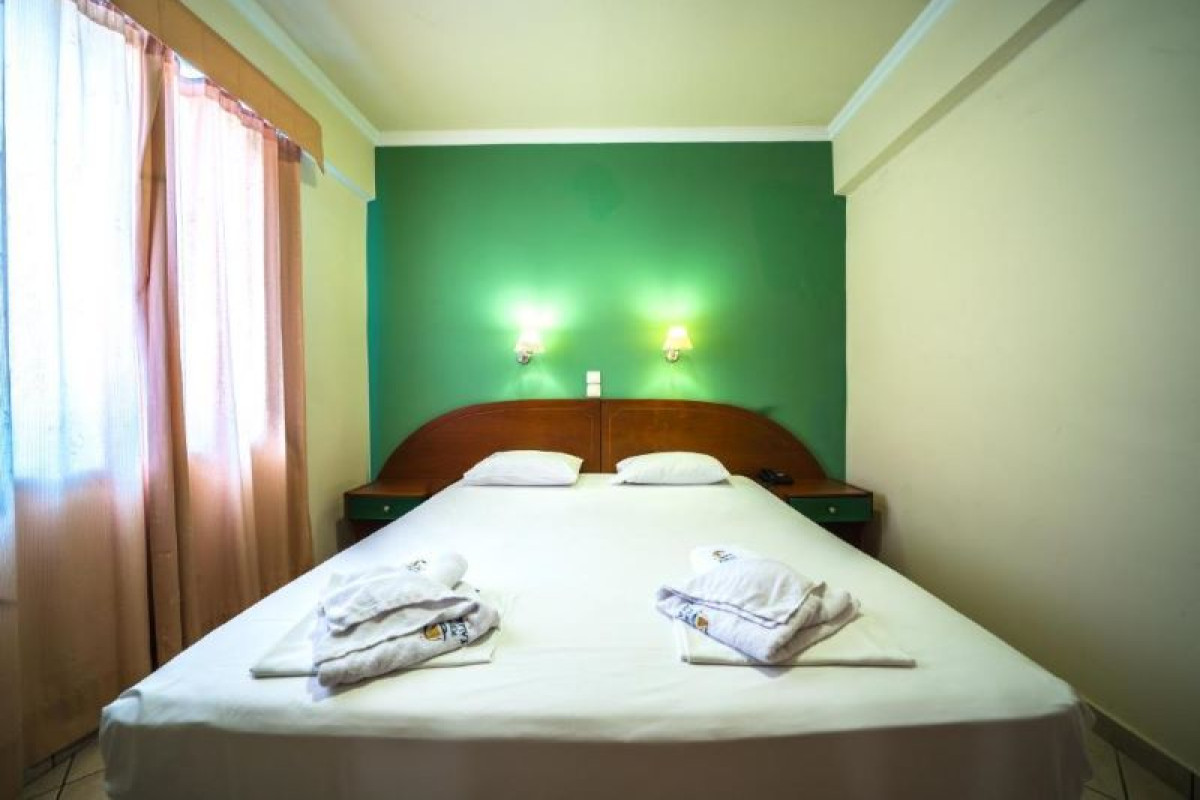 PORTO KALAMAKI HOTEL