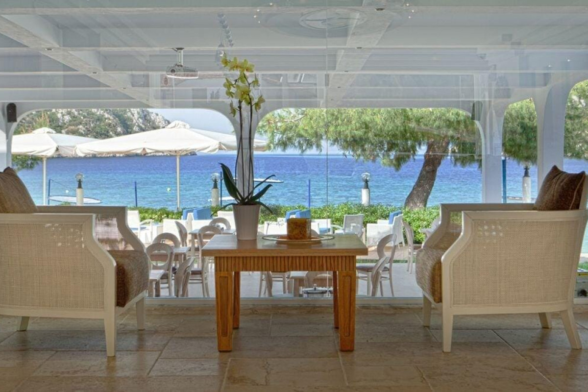 Porto Koufo Hotel