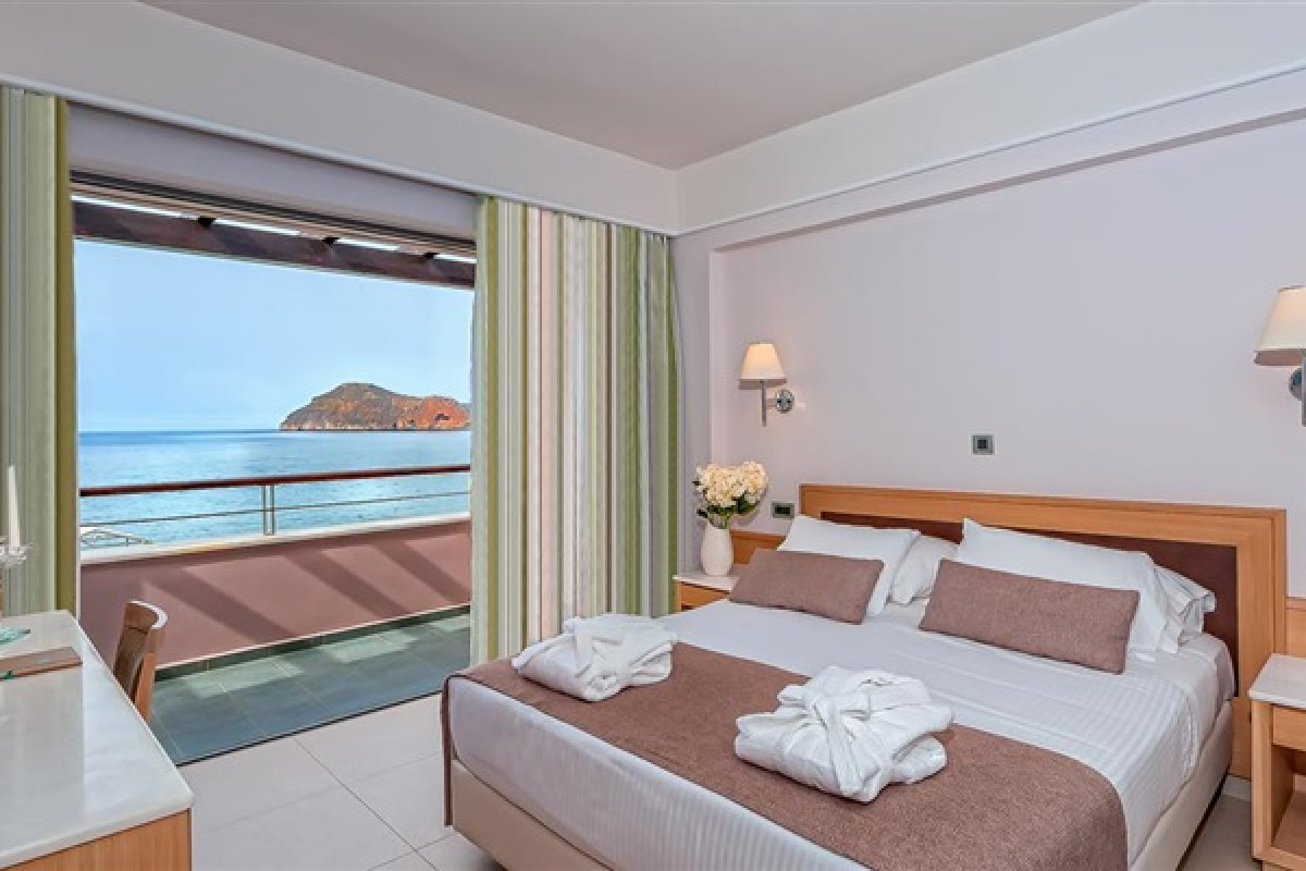 PORTO PLATANIAS BEACH RESORT