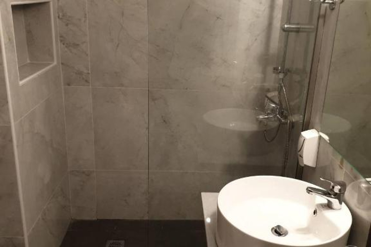 PORTO PLAZZA  Adults Only 16+ (A)