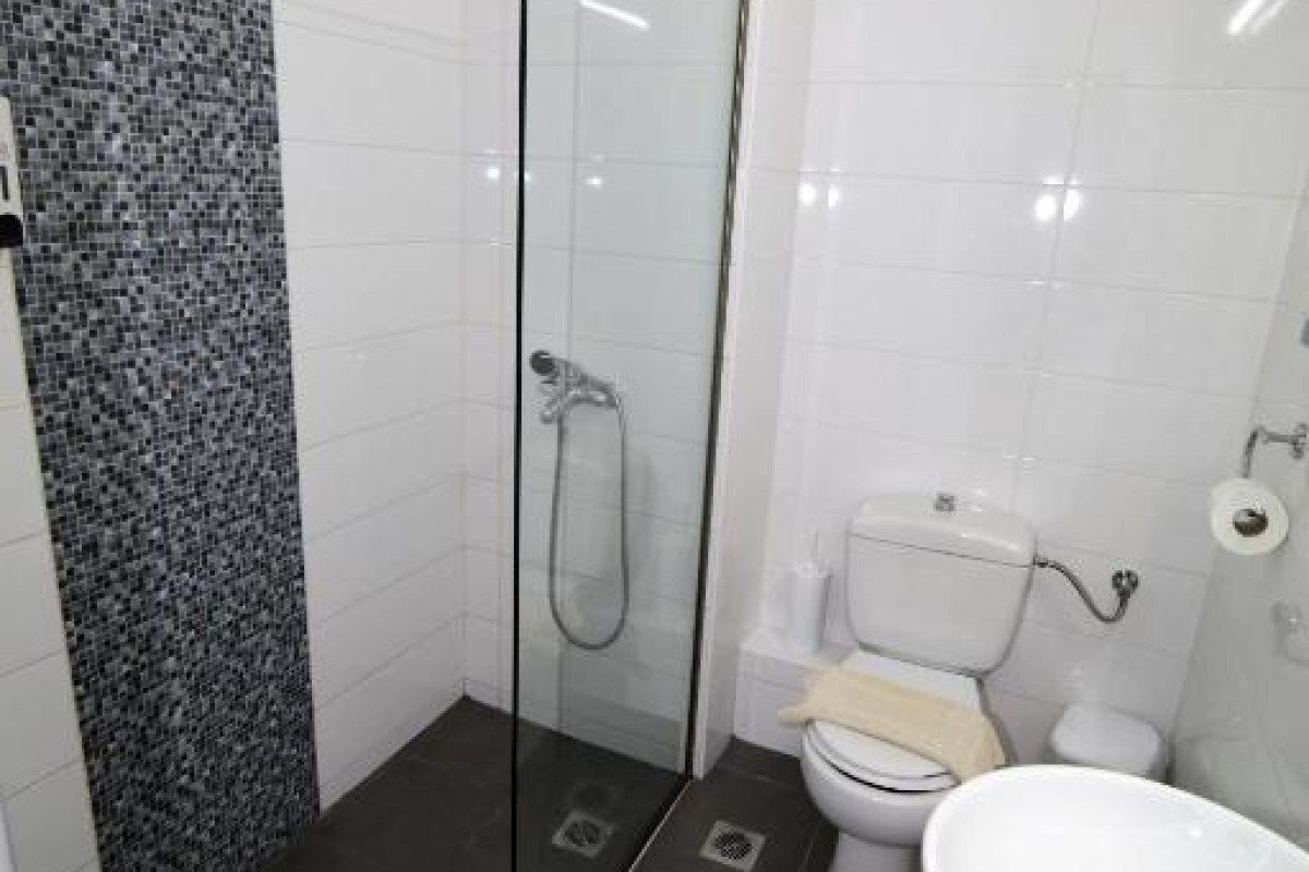 PORTO PLAZZA  Adults Only 16+ (A)