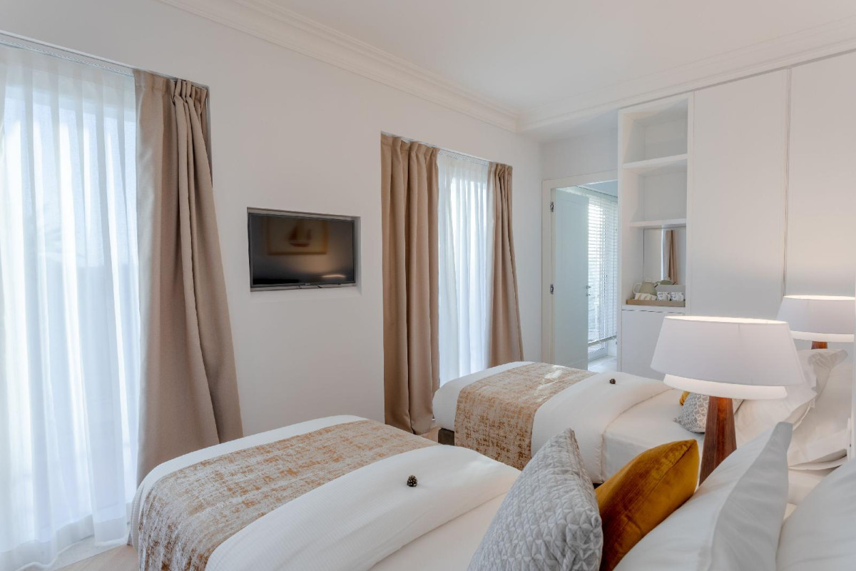 Porto Romano The Marina Resort