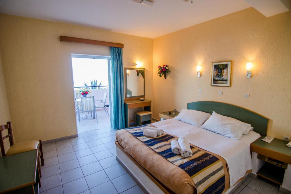 Porto Skala Hotel Village